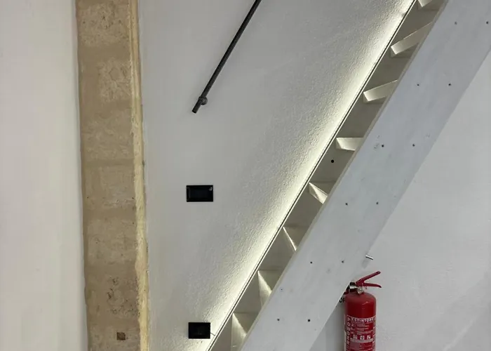 Dimora Ombraluce 巴里