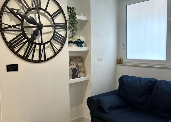 公寓 Dimora Ombraluce *